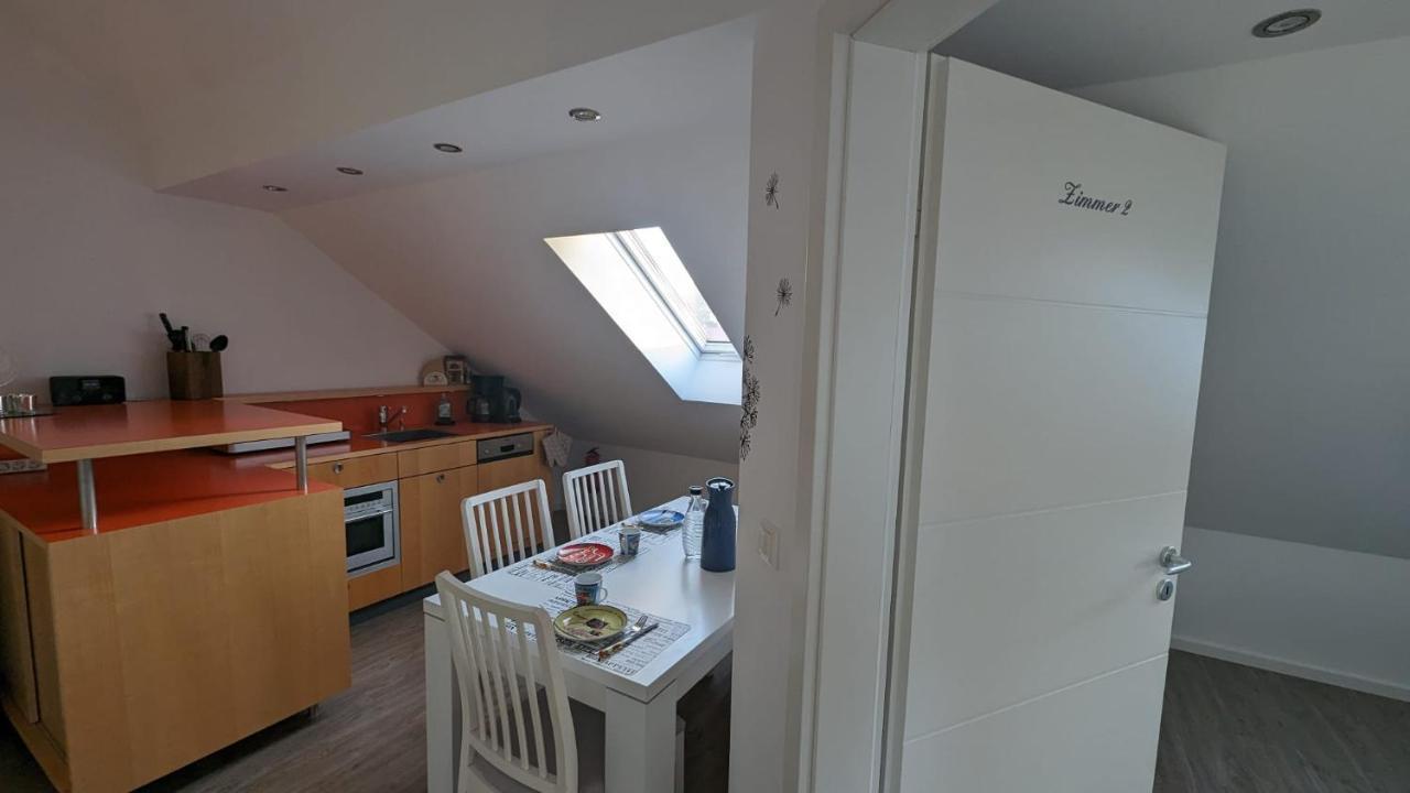 Helle Wohnung Mit Zwei Schlafzimmern Eching  外观 照片